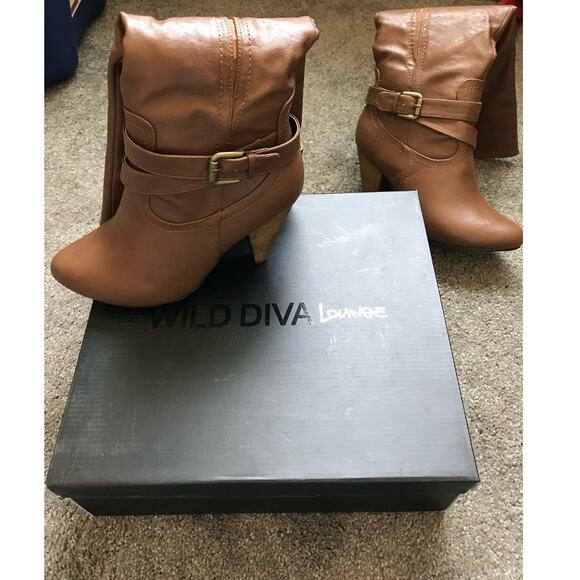 Wild Diva Women’s Cognac (brown) 3.5" Heeled Boots- Size 8 - Picture 3 of 5